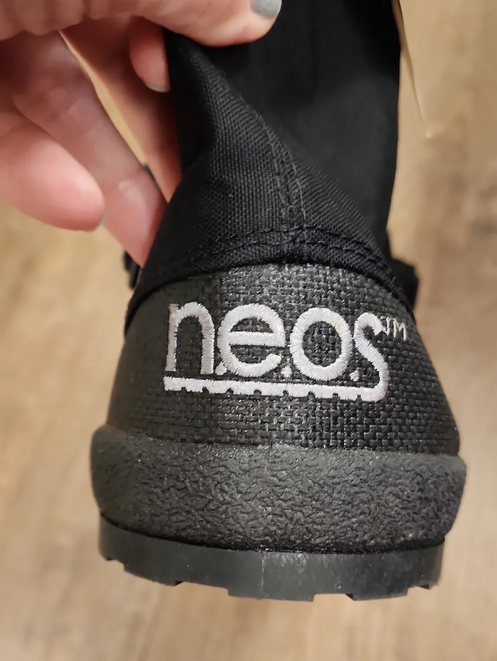 Vintage N.E.O.S. Deadstock Overboot Overshoe Hunting Fishing Hiking Adult Medium